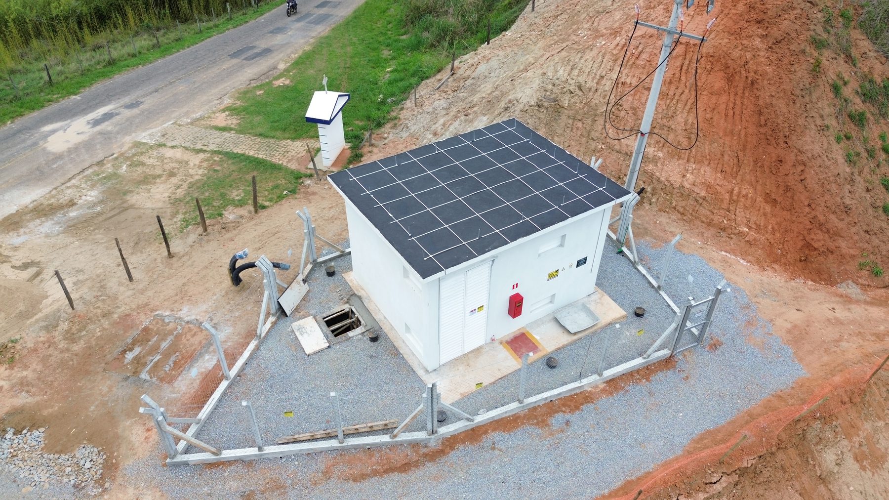 Subestação de conexão e casa de comando de usina fotovoltaica